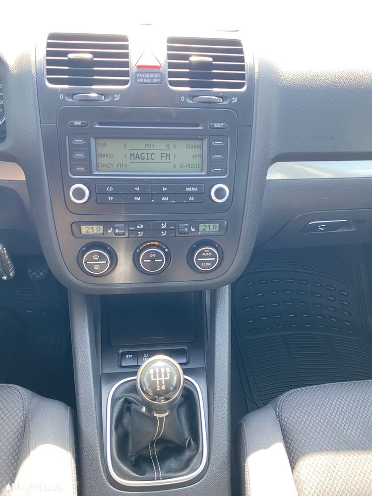 Volkswagen Golf 1.9 TDI Comfortline - 6