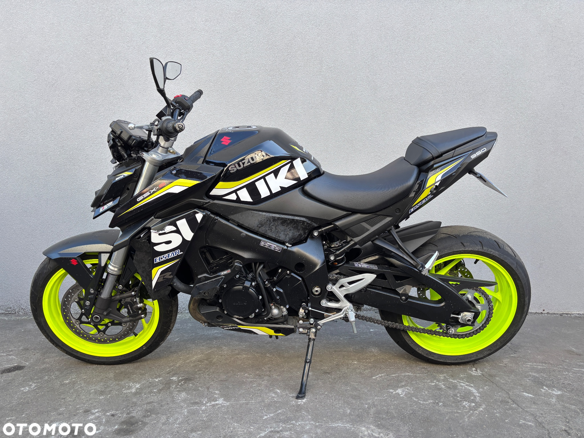 Suzuki GSX - 7