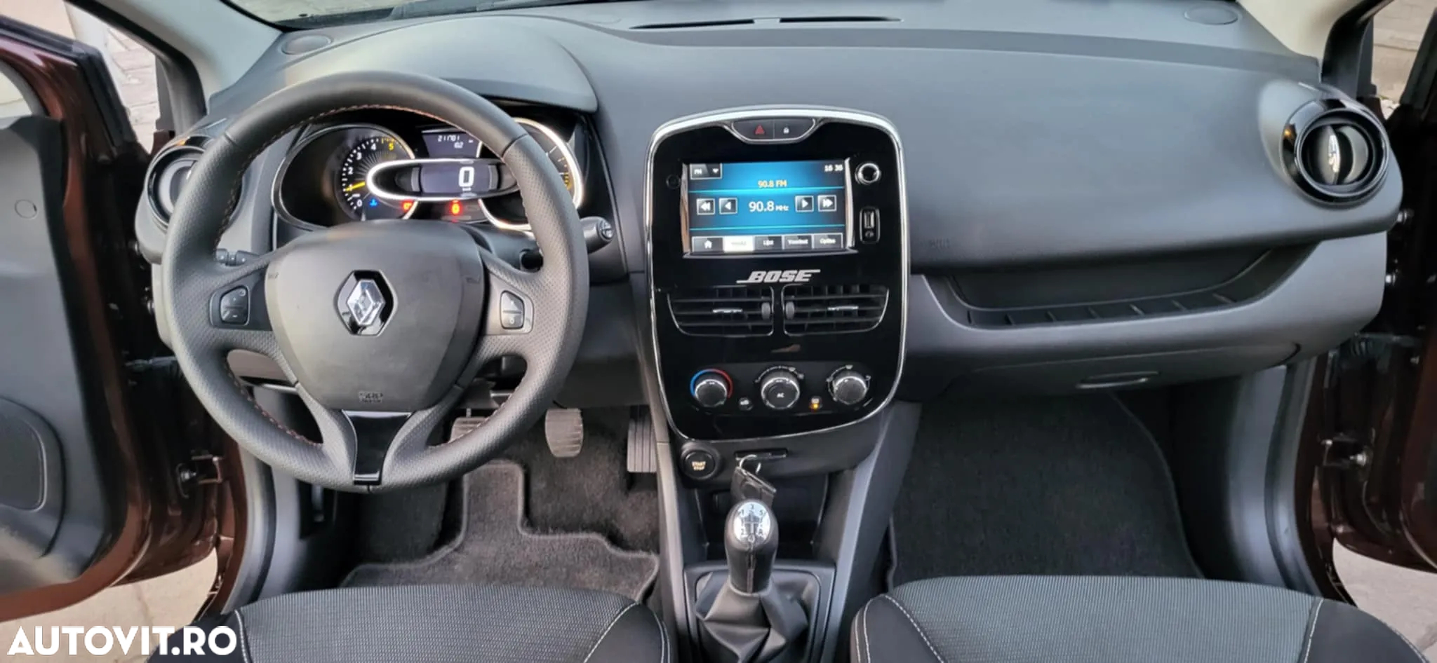 Renault Clio - 5