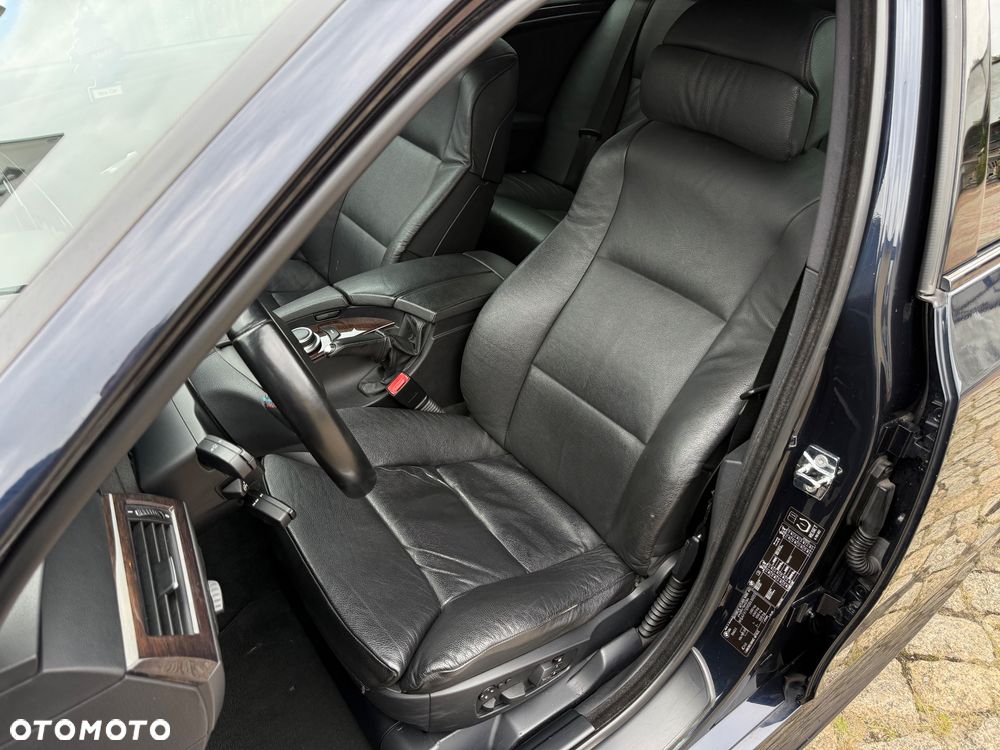 BMW Seria 5 530d - 22