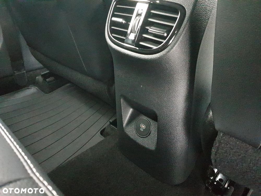 Kia Ceed 1.5 T-GDI Business Line Plus DCT - 25