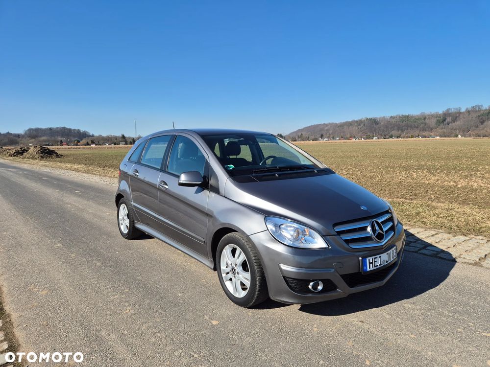 Mercedes-Benz Klasa B 180 CDI Autotronic Special Edition - 13