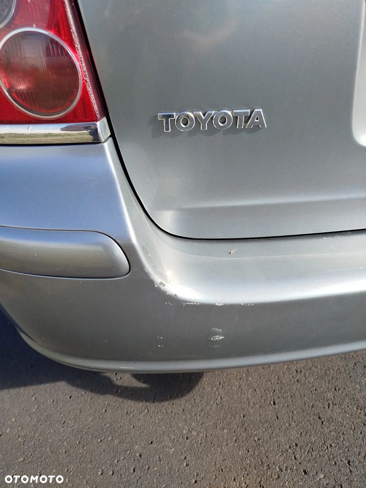 Toyota Avensis 2.2 D-CAT Combi Sol - 18