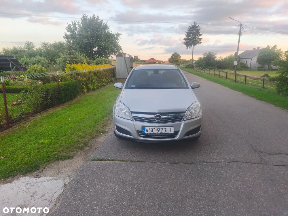 Opel Astra 1.6 - 12