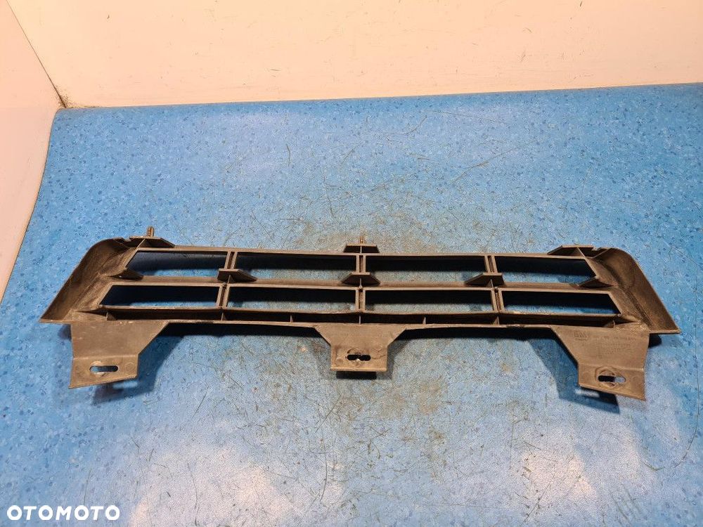 OPEL KADETT E LIFT  ATRAPA / GRILL - 9