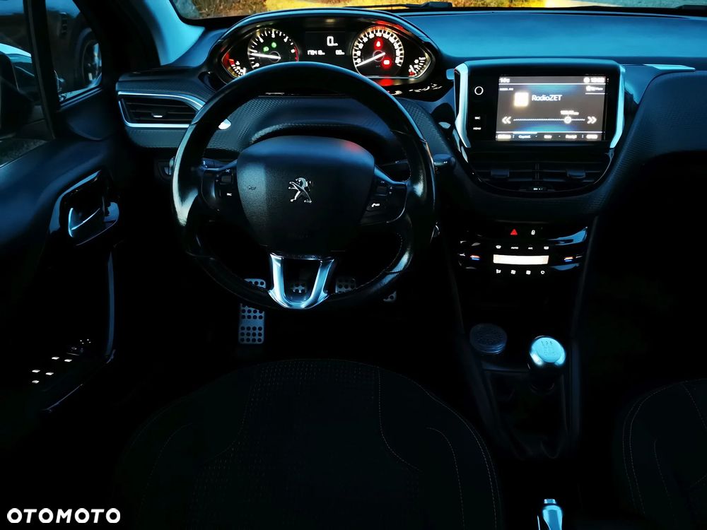 Peugeot 208 Blue-HDi 100 Stop&Start Style - 33