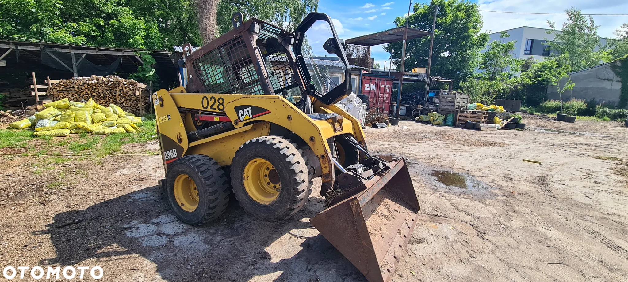 Caterpillar CAT 236B - 7