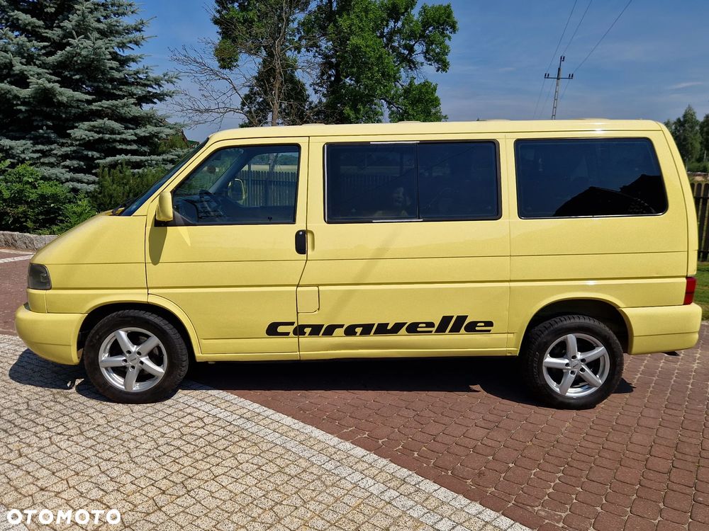 Volkswagen Caravelle - 5