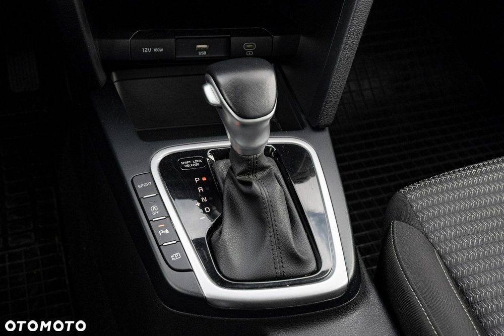 Kia Ceed 1.5 T-GDI M DCT - 16