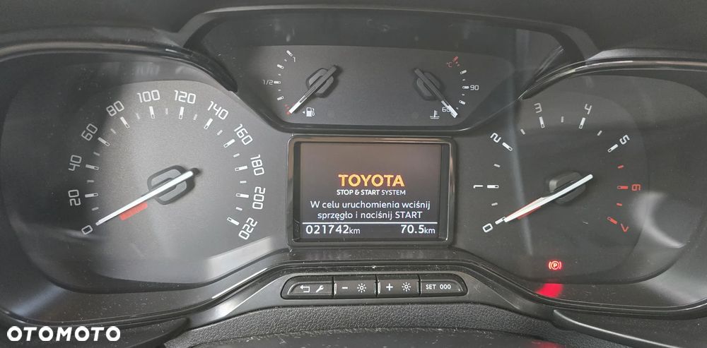 Toyota PROACE CITY - 23