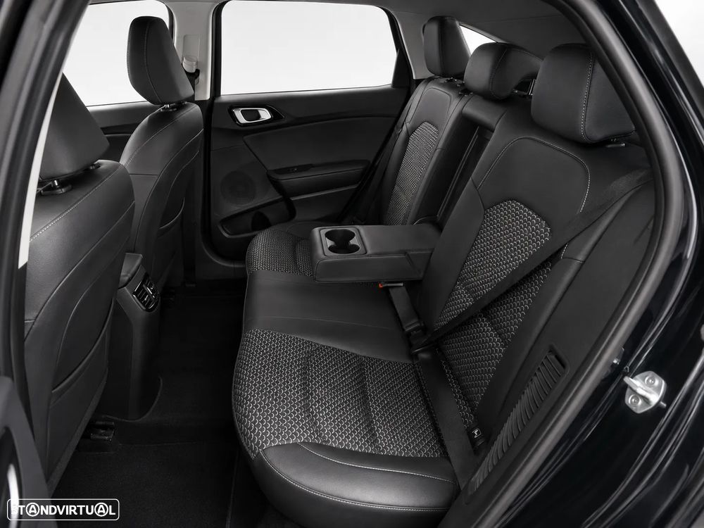 Kia XCeed 1.6 GDi PHEV Drive - 12