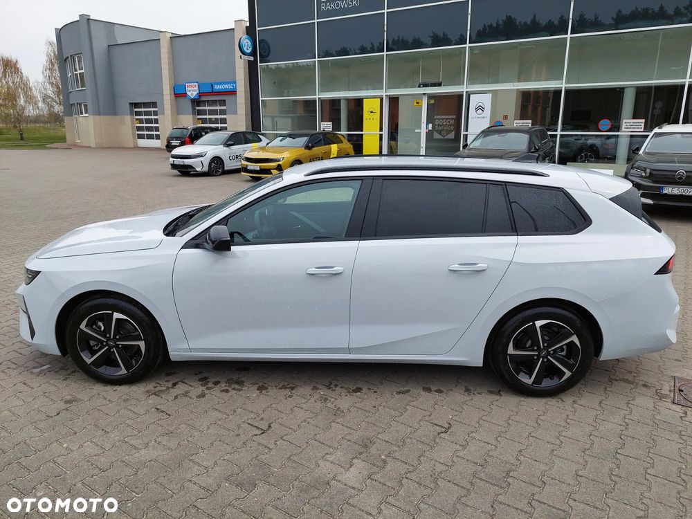 Opel Astra 1.2 T Business Edition S&S - 10