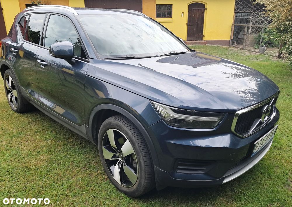 Volvo XC 40 T5 AWD Momentum - 1