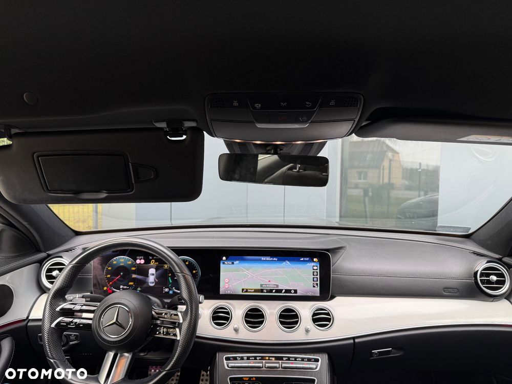 Mercedes-Benz Klasa E 220 d 4-Matic AMG - 24