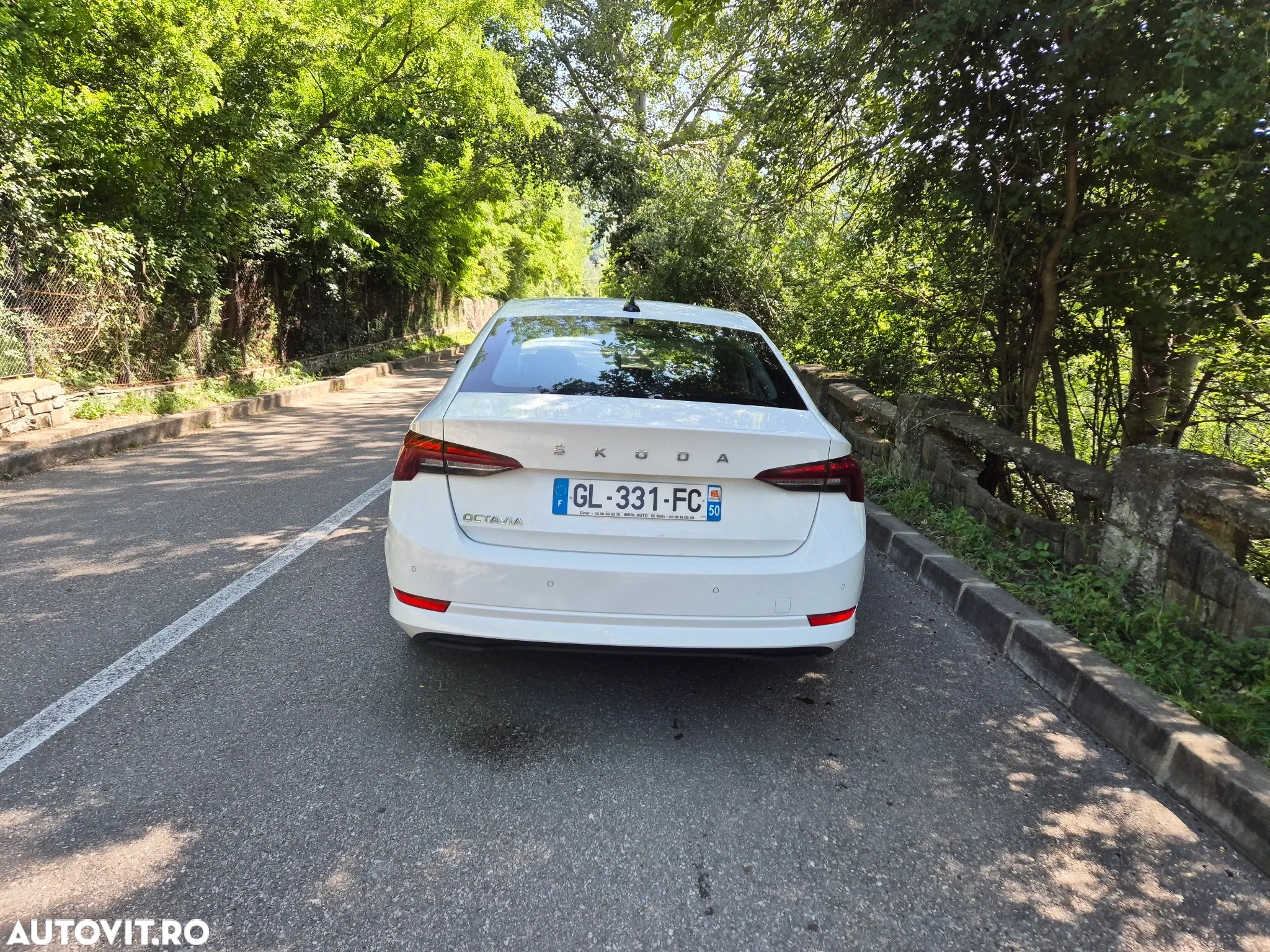Skoda Octavia 2.0 TDI DSG Ambition - 30
