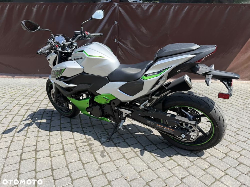 Kawasaki Z - 8