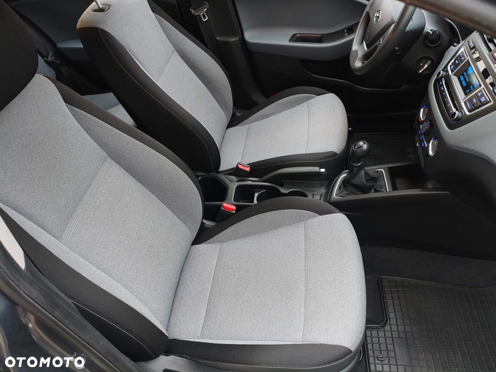 Hyundai i20 1.2 Classic + - 15