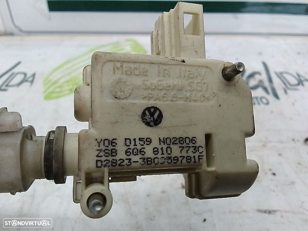 Fecho Do Tampão Combustivel Volkswagen Polo (9N_) - 2