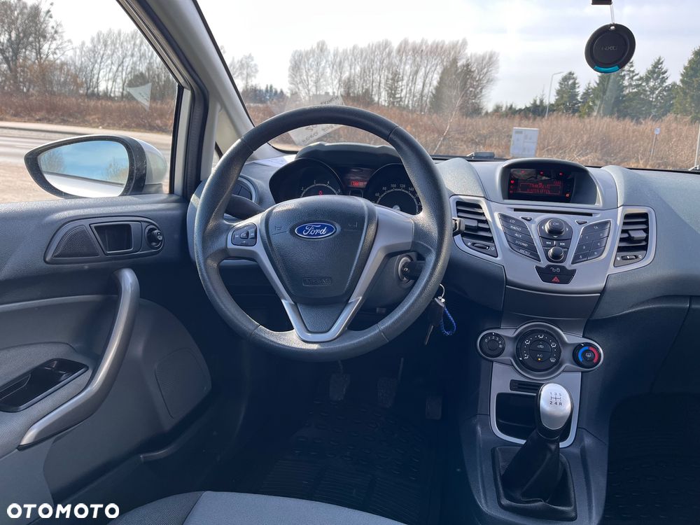Ford Fiesta 1.25 Silver X - 18
