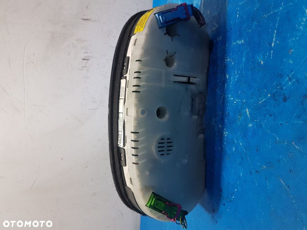 AUDI A3 8L 1.8B LICZNIK ZEGARY - 3