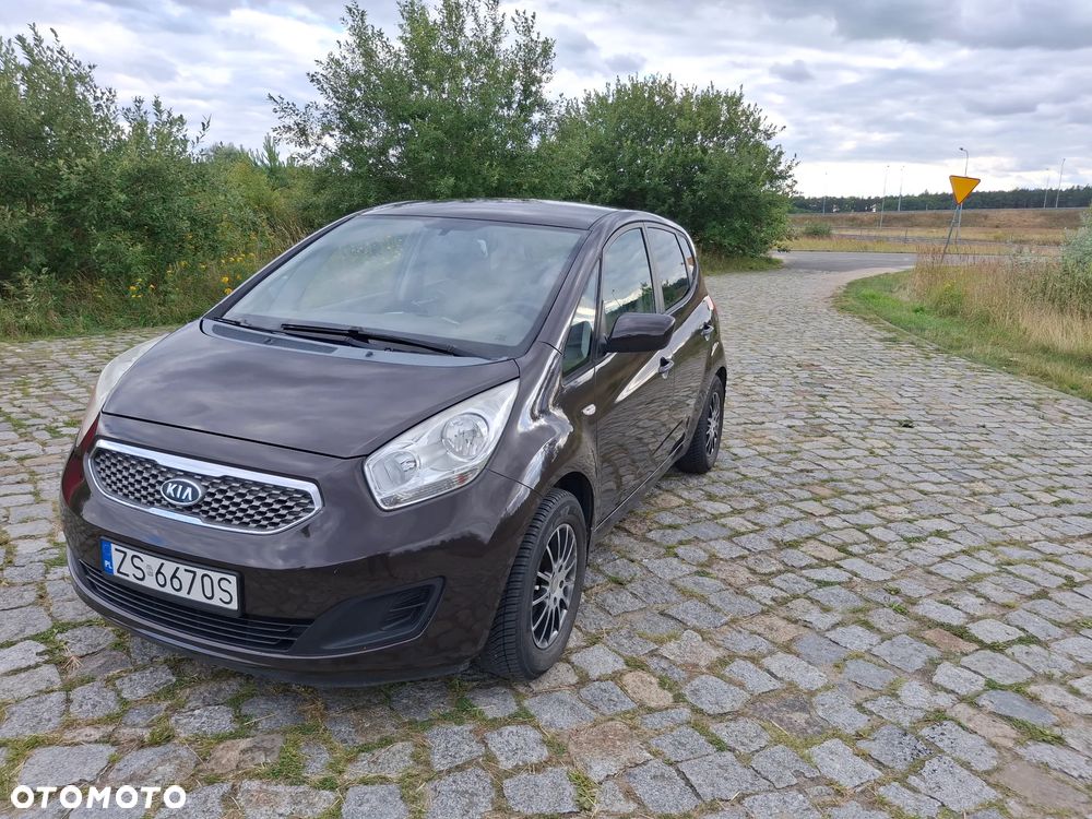 Kia Venga 1.4 L - 10