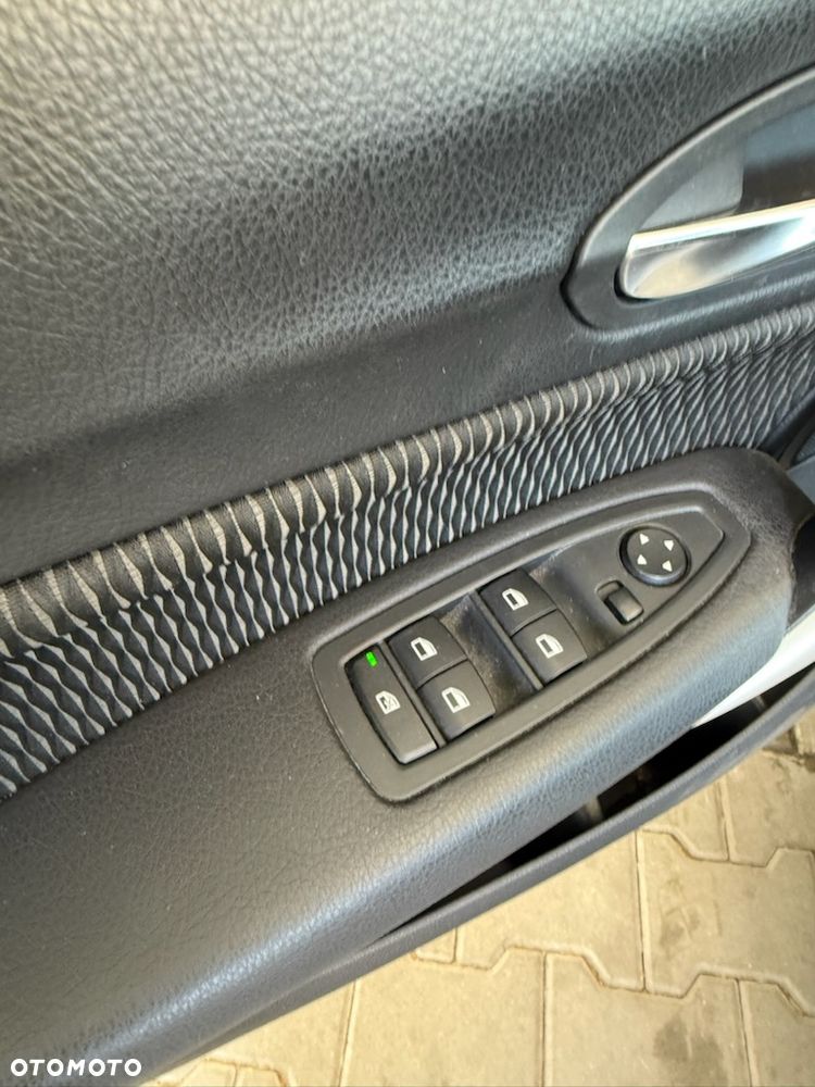 BMW Seria 1 - 18