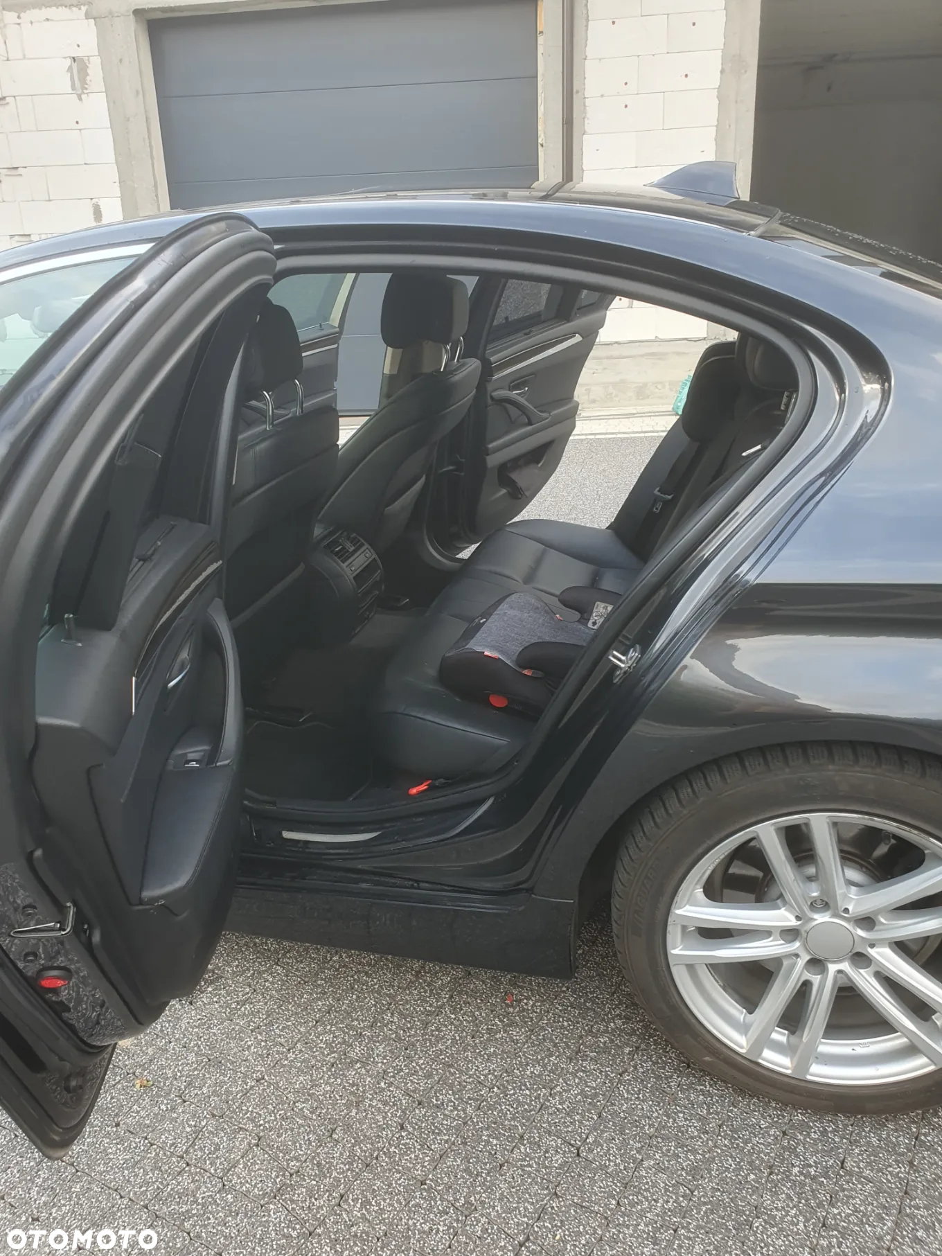 BMW Seria 5 535i xDrive - 10