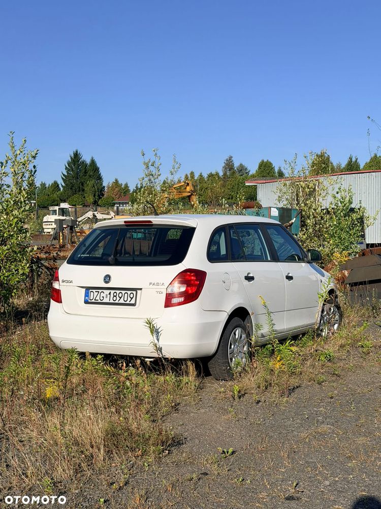 Skoda Fabia 1.6 TDI DPF Ambition - 3