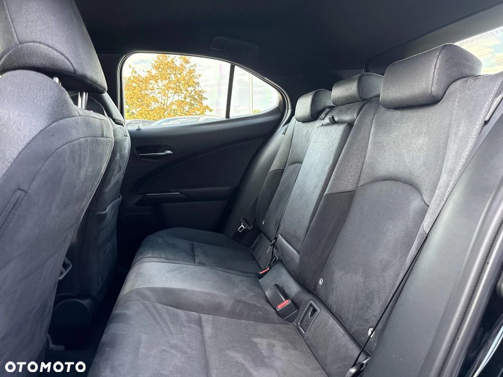 Lexus UX 300h Elegance - 9