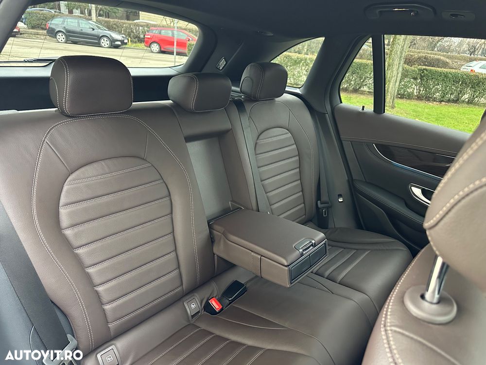 Mercedes-Benz GLC - 37