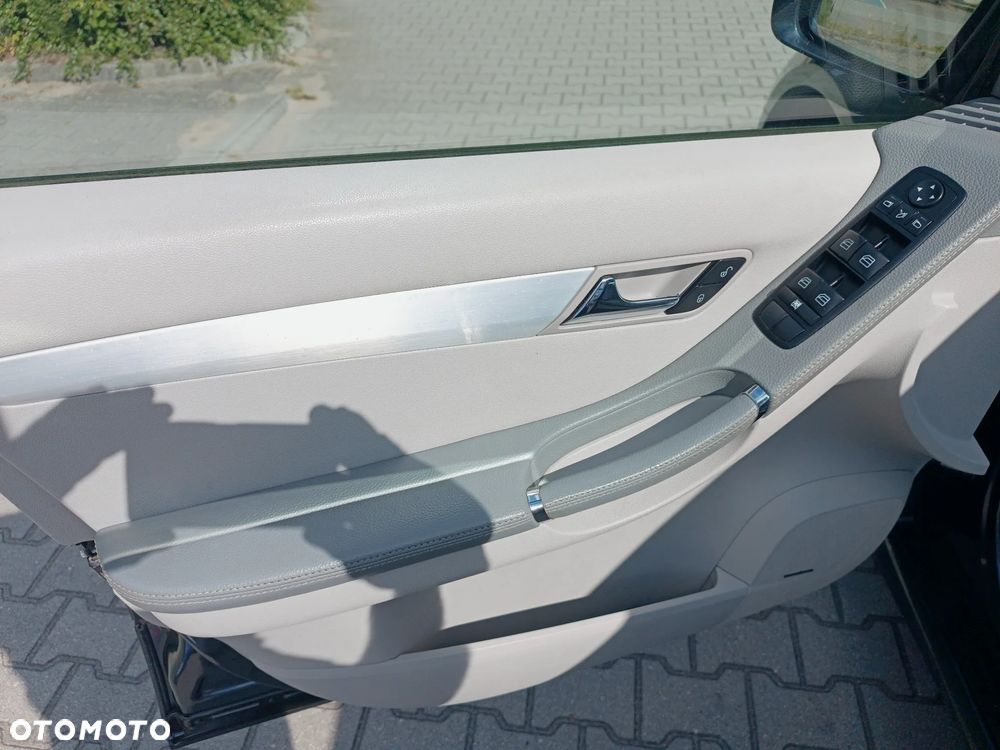 Mercedes-Benz Klasa R 300 CDI L 7G-TRONIC DPF Grand Edition - 11