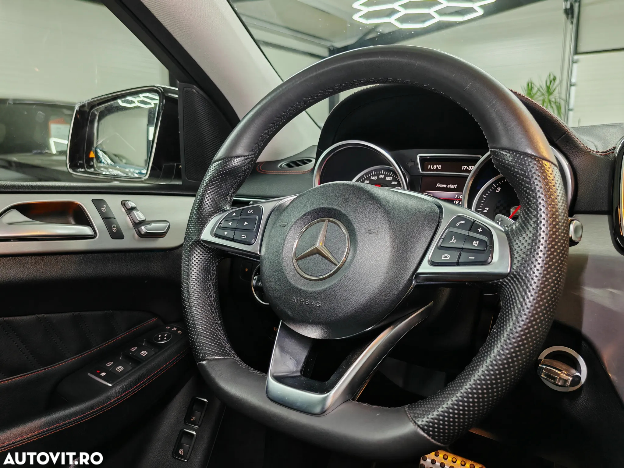 Mercedes-Benz GLE Coupe 350 d 4Matic 9G-TRONIC AMG Line - 15