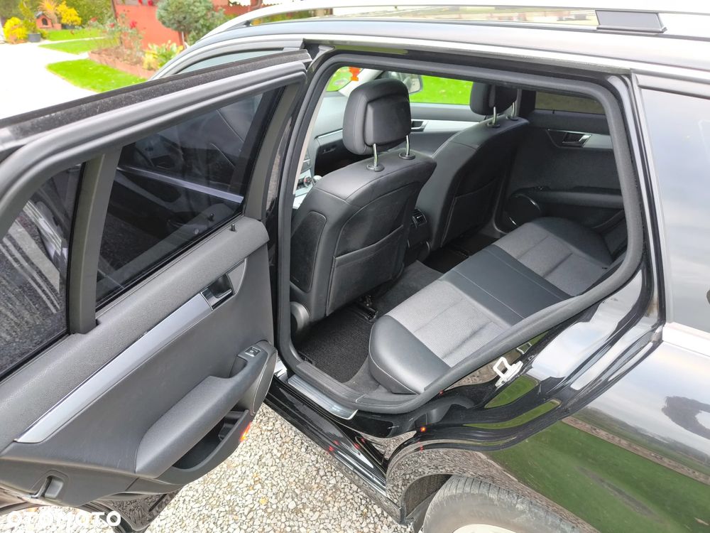 Mercedes-Benz Klasa C 180 T Kompressor Avantgarde - 12