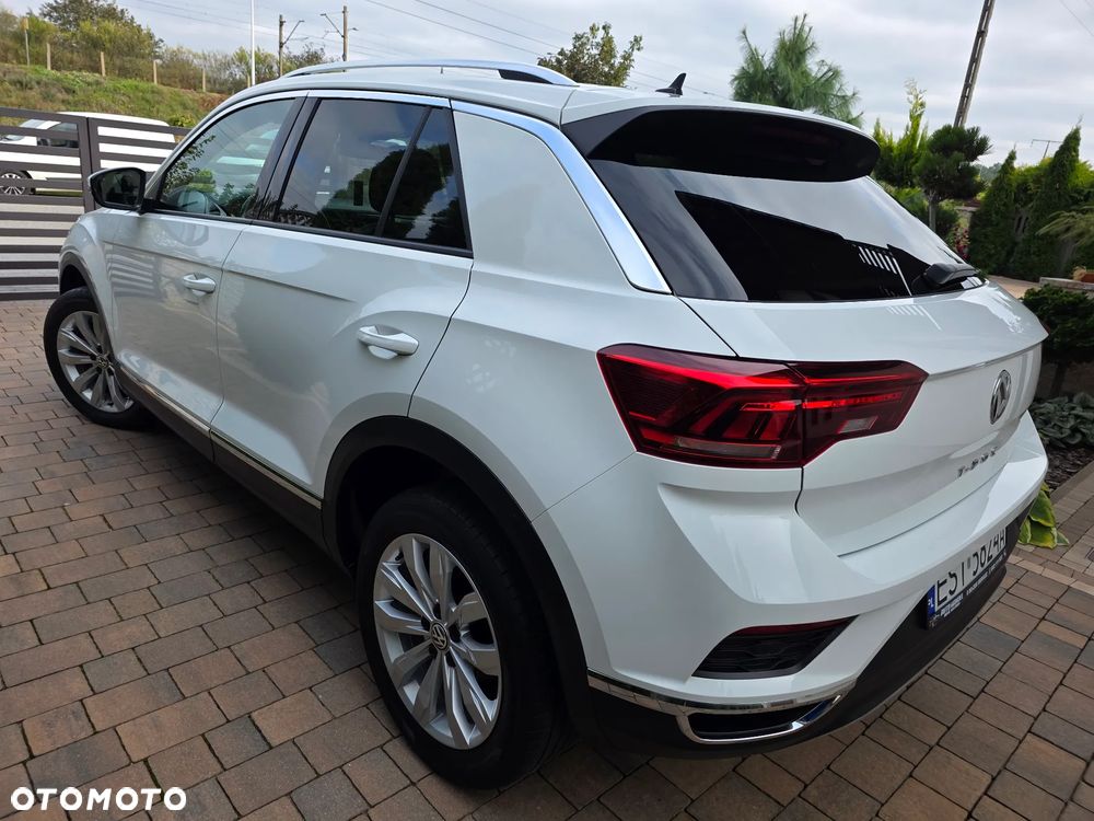 Volkswagen T-Roc - 18