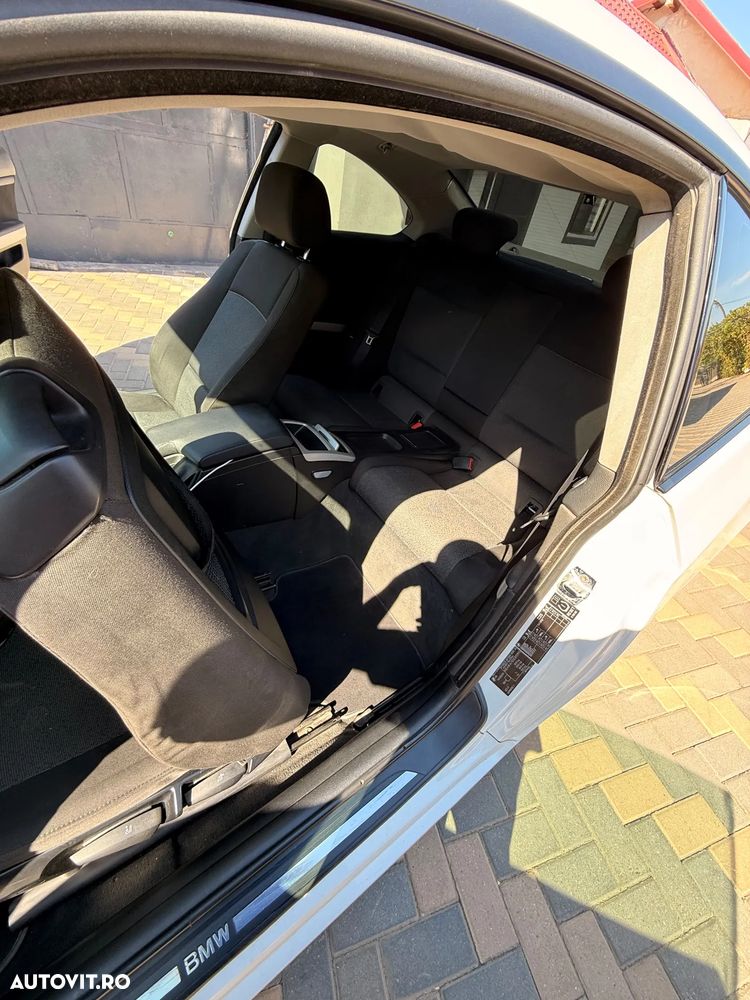 BMW Seria 3 320i - 8