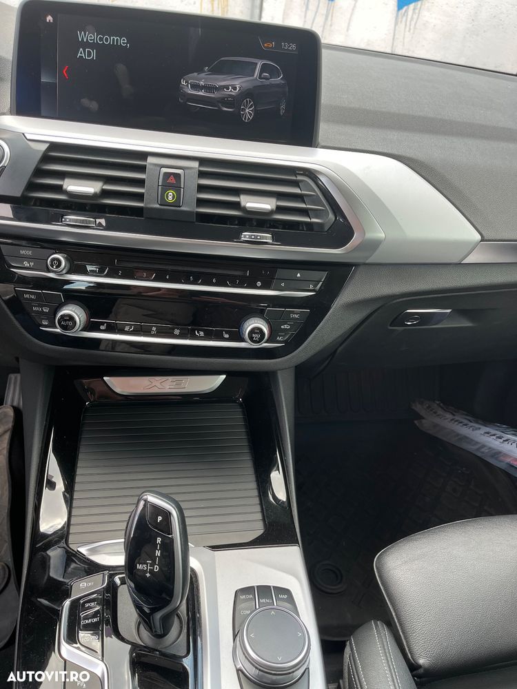 BMW X3 xDrive20d AT Advantage - 8