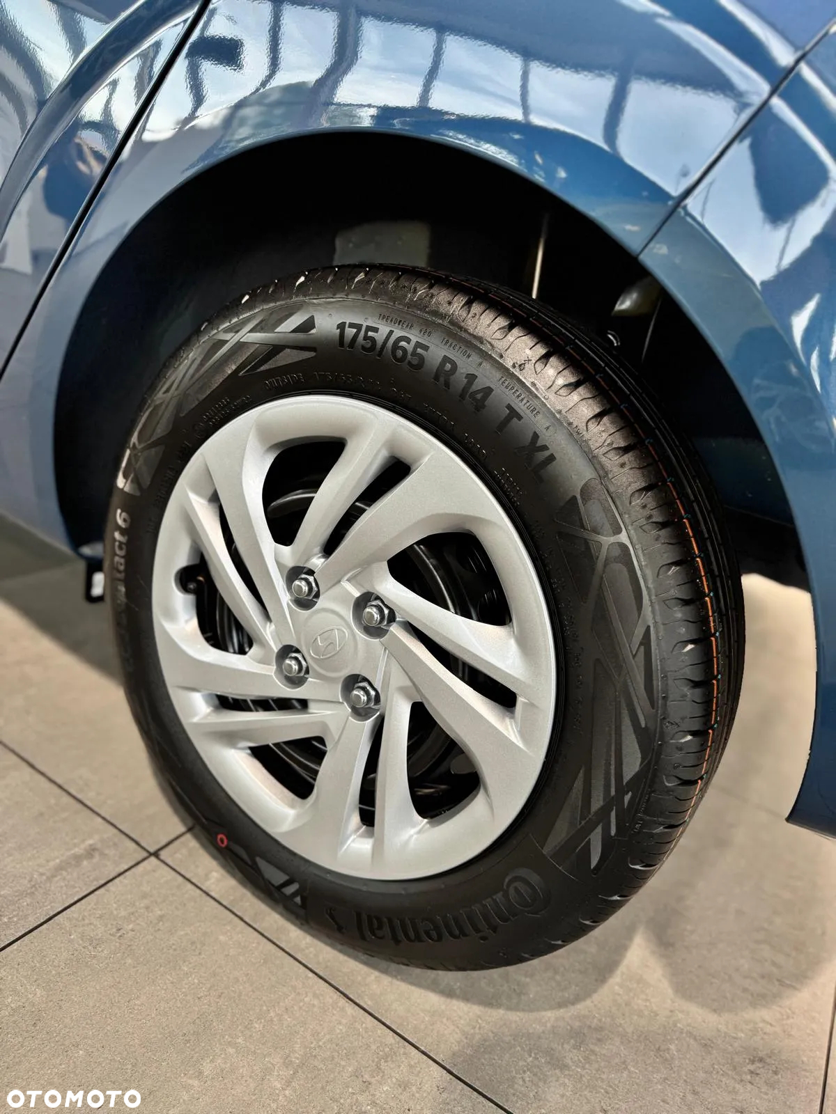 Hyundai i10 1.0 Pure - 8