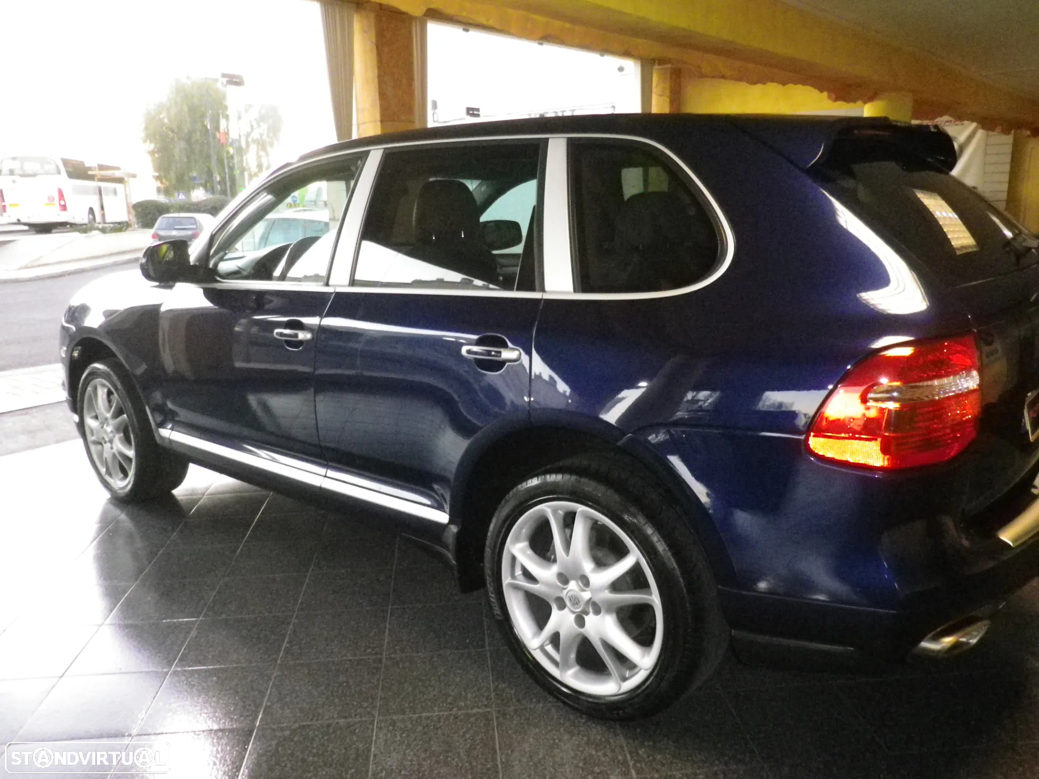 Porsche Cayenne Tiptronic - 14
