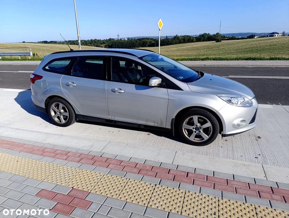 Ford Focus 1.6 Trend - 2