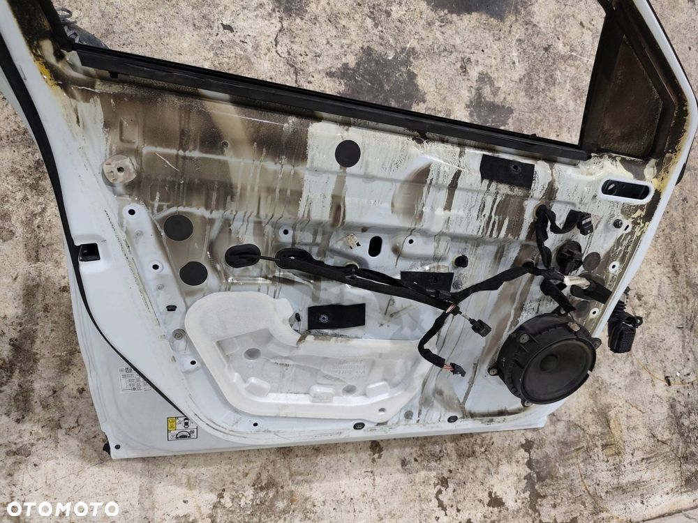 RENAULT CLIO 5 V PRZEDNIE LEWE DRZWI OY369 - 13