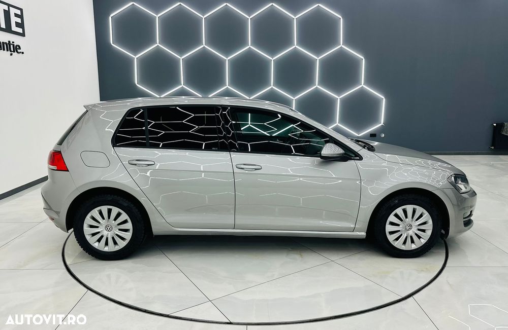 Volkswagen Golf 1.2 TSI Comfortline BlueMotion Technology - 28