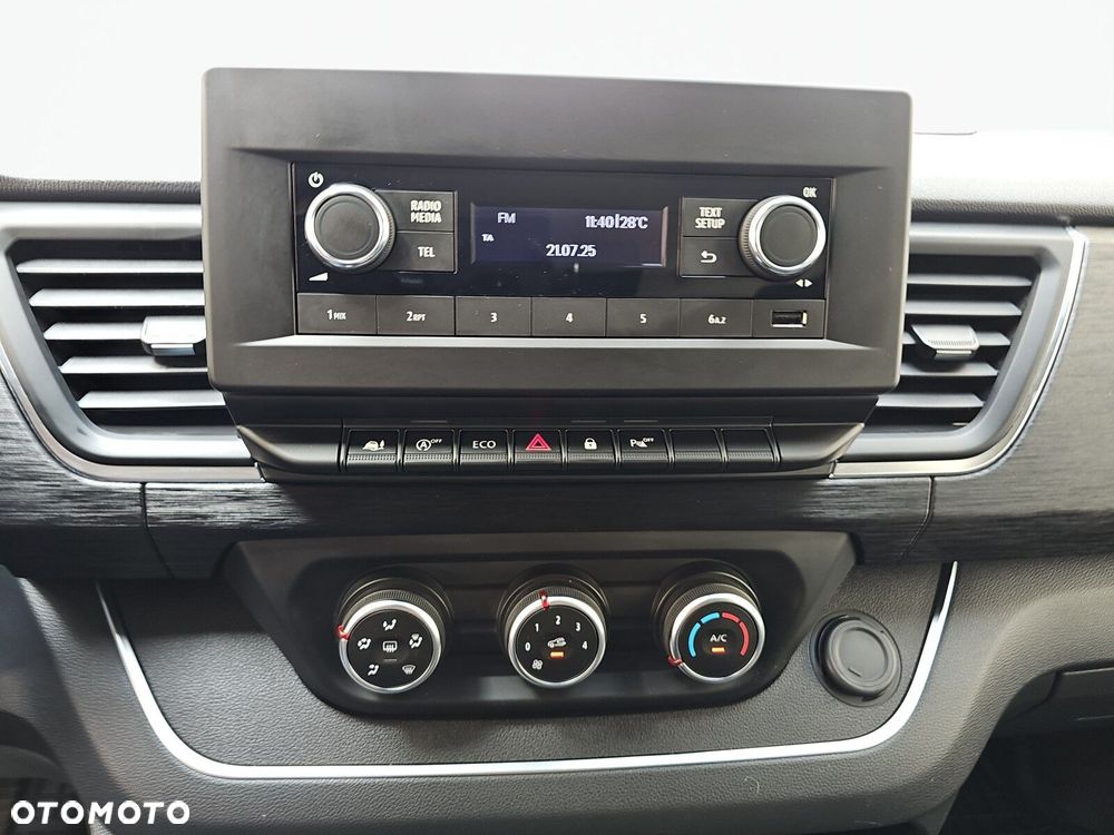 Renault Trafic - 22