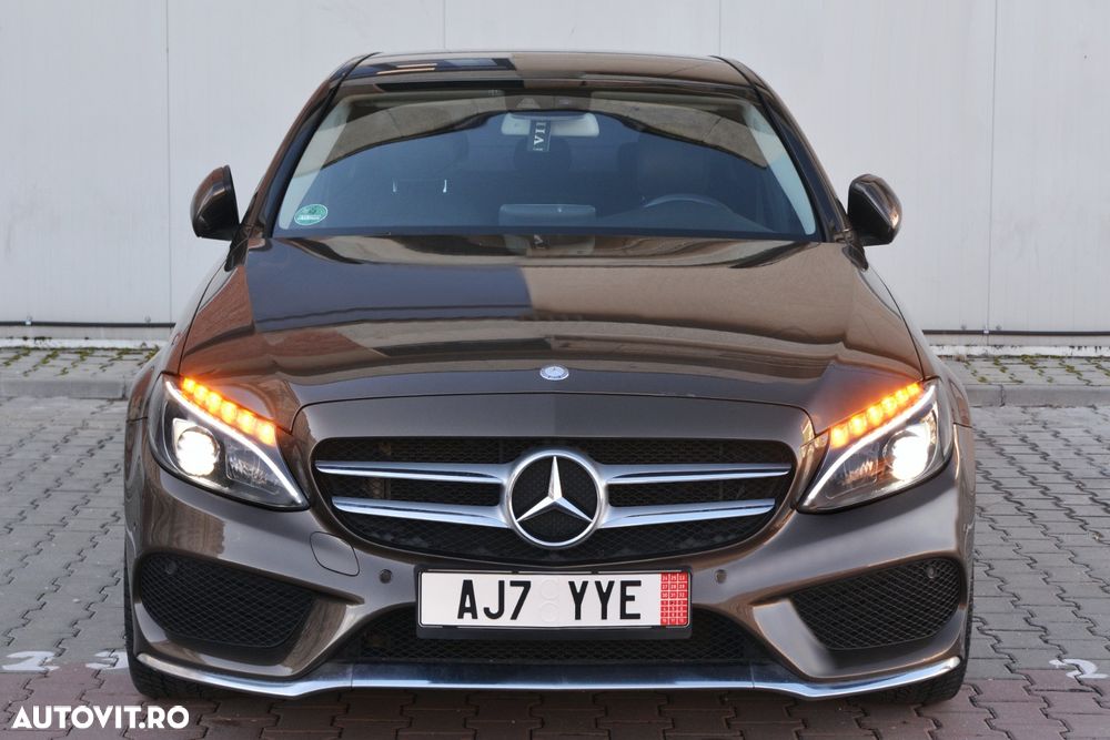 Mercedes-Benz C 220 d 4Matic 7G-TRONIC AMG Line - 11