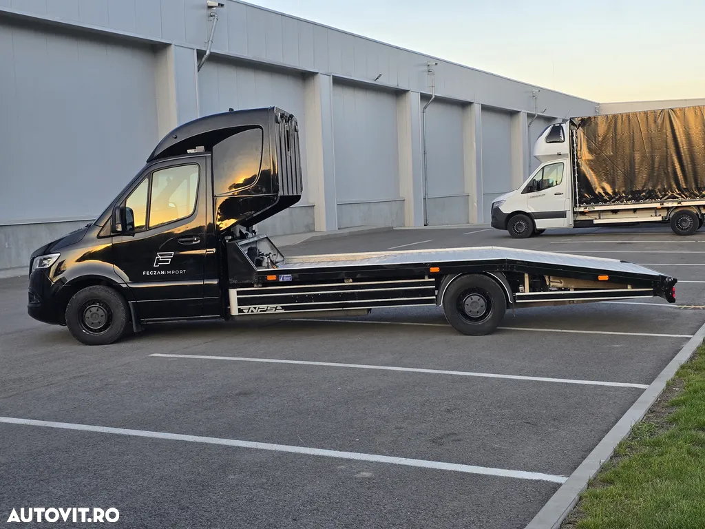Mercedes-Benz Sprinter - 17