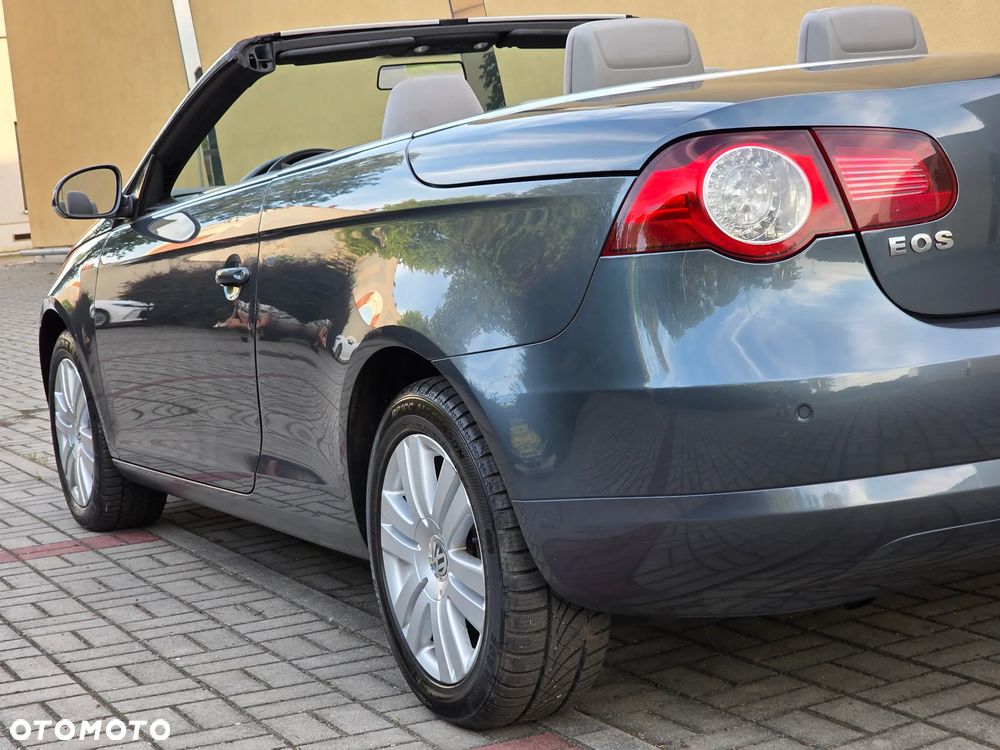 Volkswagen Eos - 12