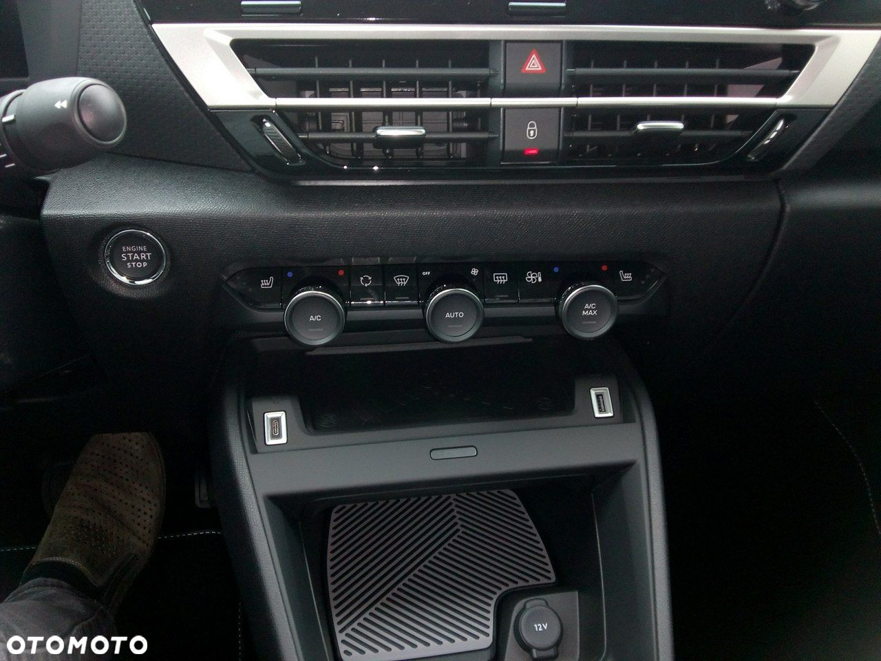 Citroën C4 1.2 PureTech Max S&S EAT8 - 17