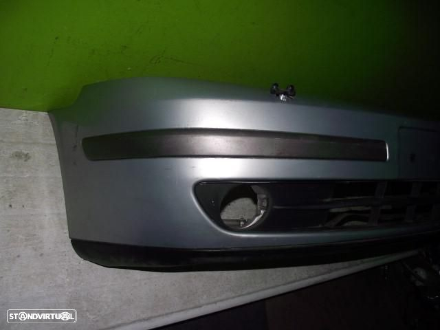 Para Choques Frente Renault Laguna - 2001 / 2005 - 2