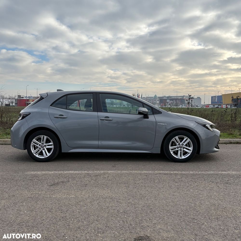 Toyota Corolla 1.8 HSD Business - 3