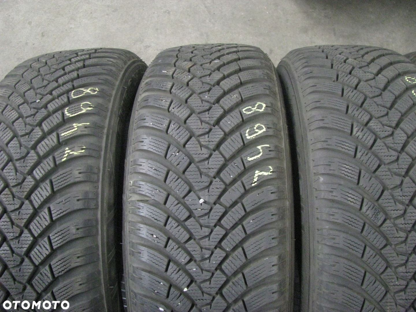 FALKEN EUROWINTER HS01 205/55R16 91H 7,5mm 4szt - 4