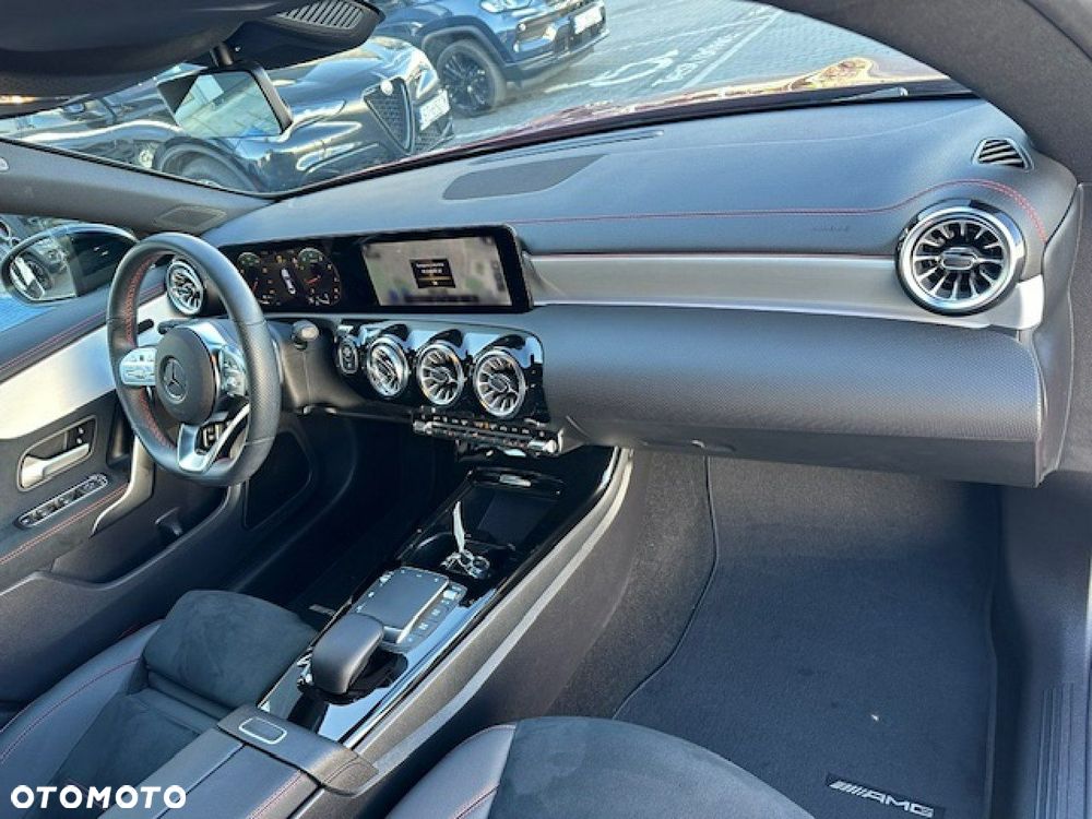 Mercedes-Benz CLA - 19